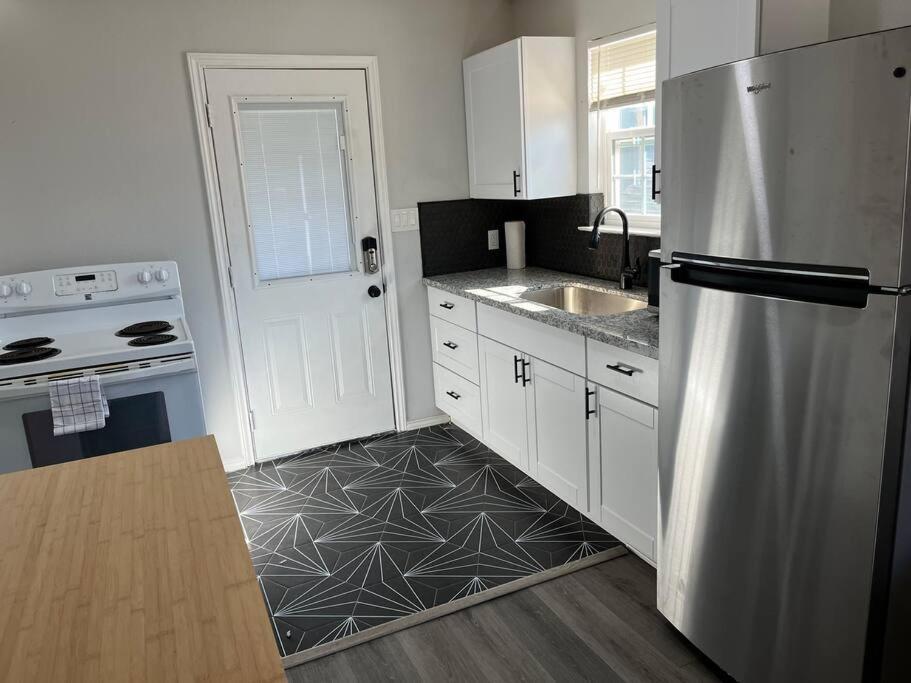 Quaint 1 Bd Close To Downtown Houston Bagian luar foto