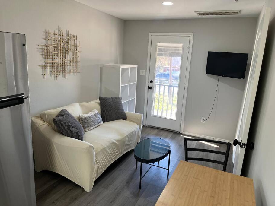 Quaint 1 Bd Close To Downtown Houston Bagian luar foto